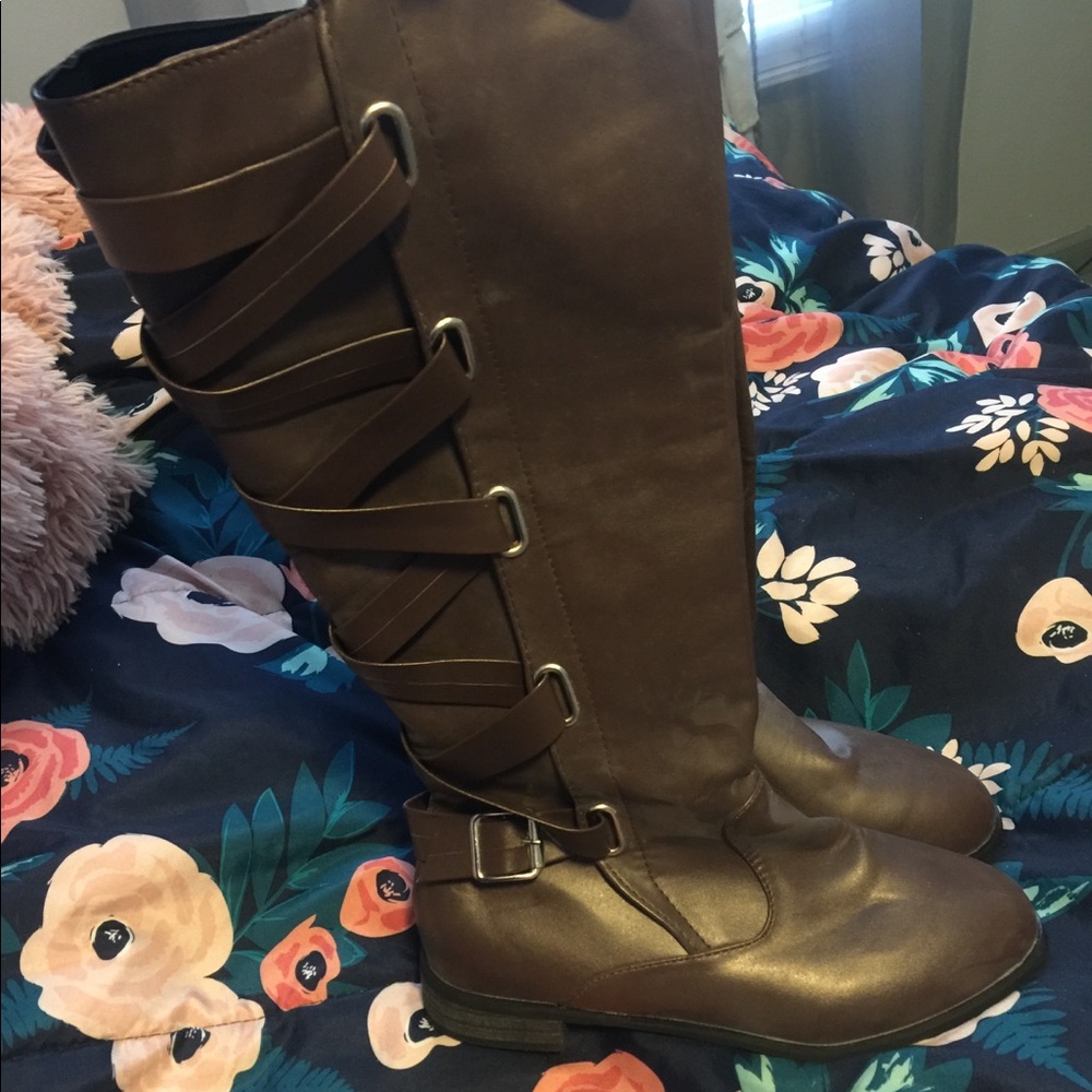 Lace up boots